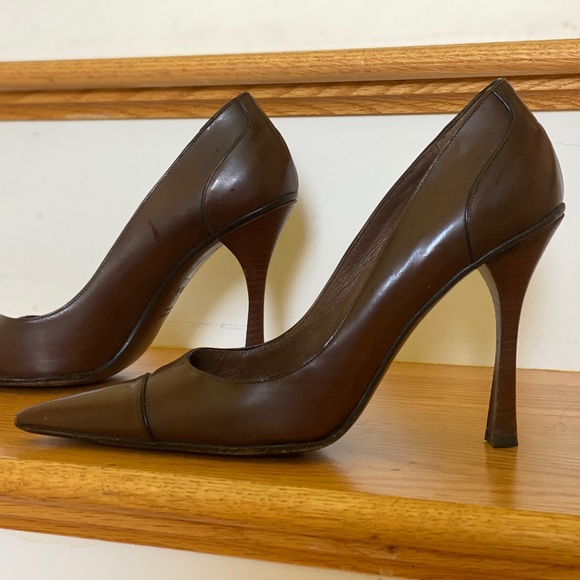 Gucci Patent Pointy Leather Pumps - Picture 1 of 8
